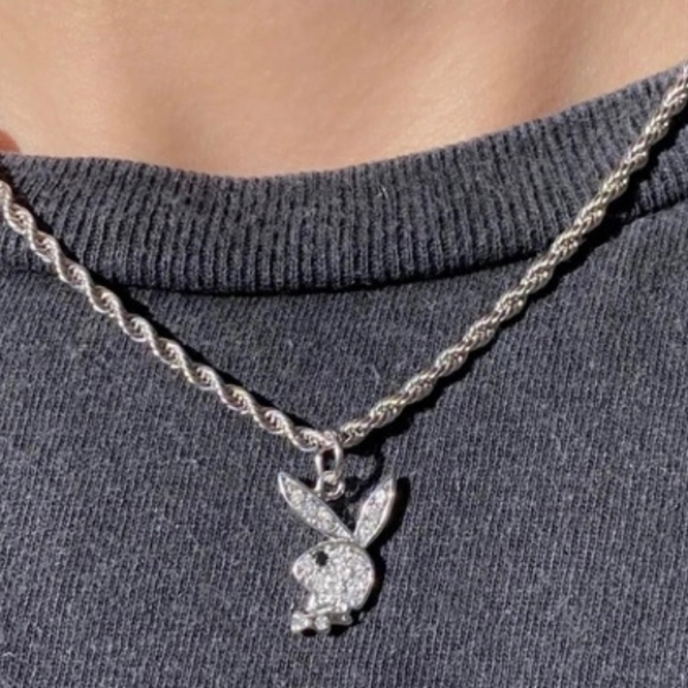 Rhinestone Rabbit Pendant & Necklaces Twist Chain - Picture 6 of 7